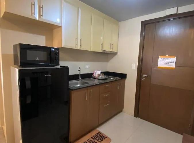 Modern Unit At One Palm Tree Near Naia & Resortsworld Manille